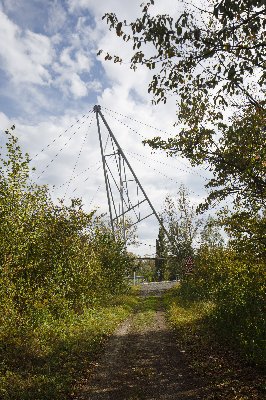 Ocelová lávka pro pěší a cyklisty přes řeku Ostravici a železniční koridor v Ostravě 
